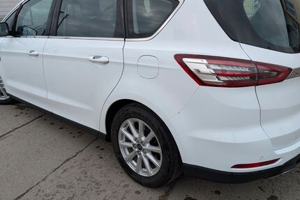 Ford S-Max 239.600 km 7.400 &euro; Erfurt 99091