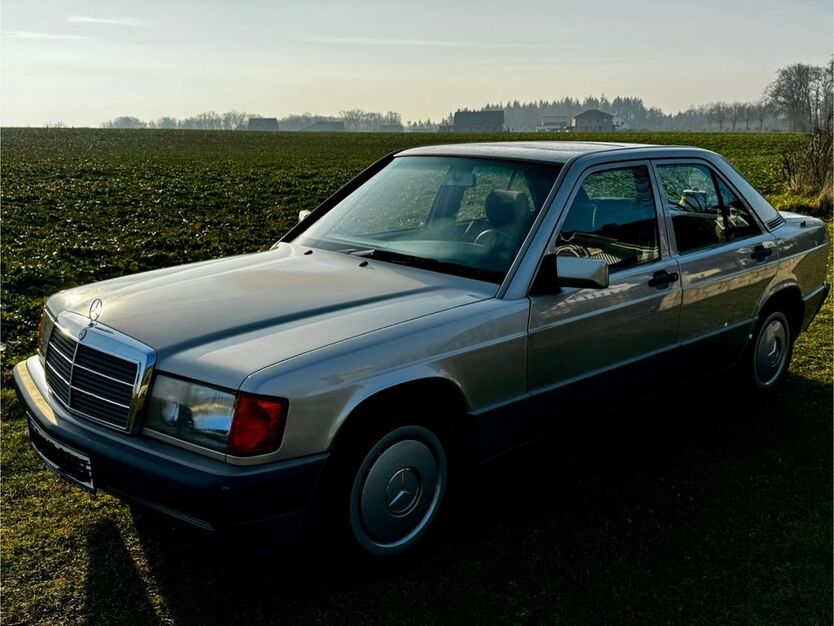 Mercedes-Benz 190 264.500 km 6.200 € Eggermühlen 49577