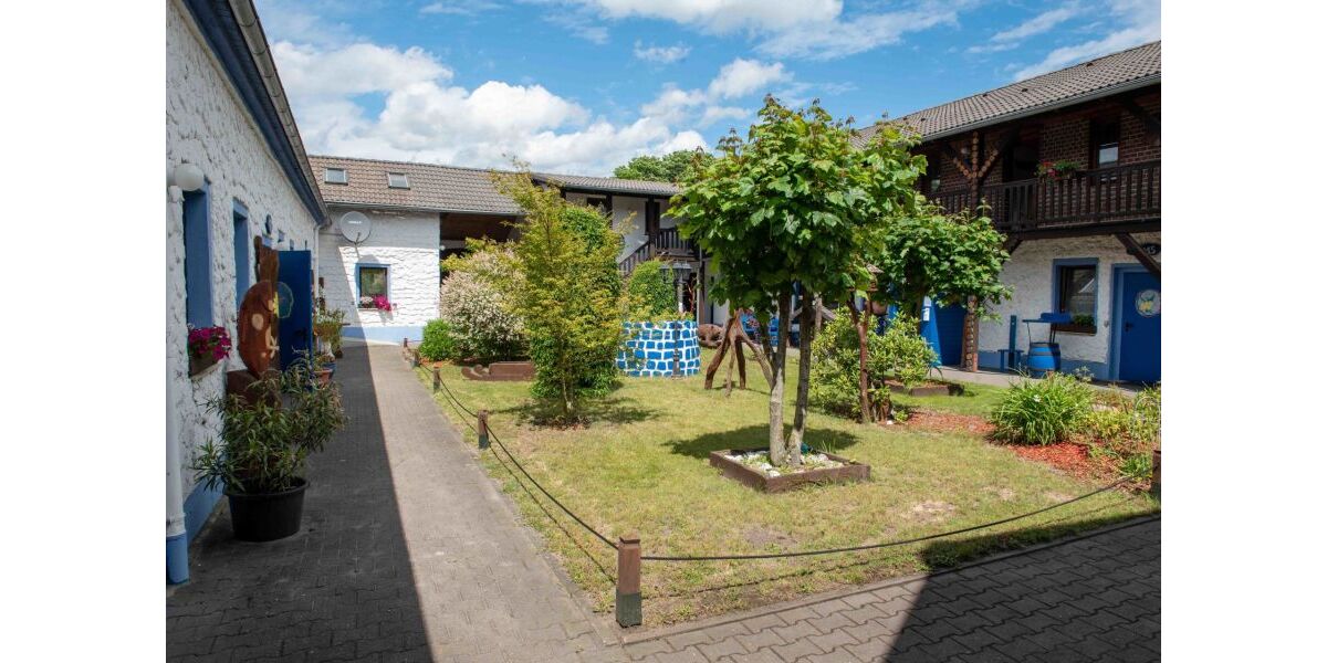 Provisionsfrei* Erfolgreicher Erlebnishof - stark nachgefragt, übernahmebereit - Gewerbeobjekt Sonnewalde | Angebot:25931826