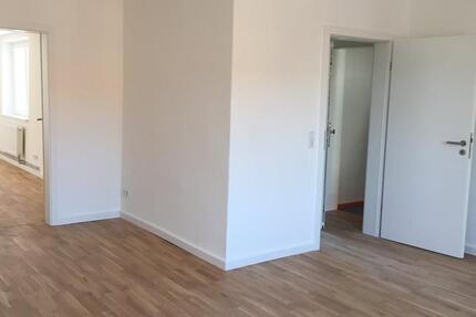 Wohnung Löwenberger Land - 2 Zimmer, 65 m&sup2;, 598&euro; | Angebot:25581583