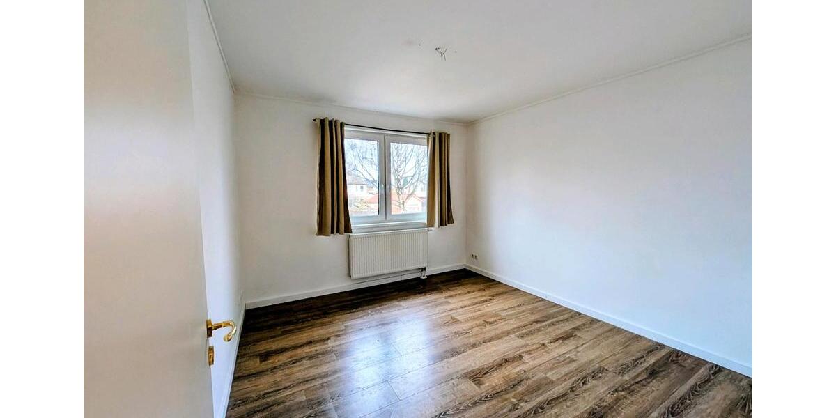 Reihenhaus Norderstedt Friedrichsgabe - 3 Zimmer, 100 m&sup2;, 1.800&euro; | Angebot:25867497