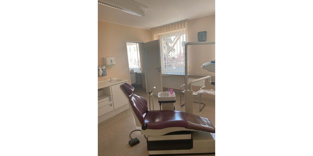 Attraktive Praxisräume zu vermieten-ideal für Zahnärzte zimmer