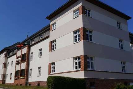 Wohnung Crimmitschau - 2 Zimmer, 61 m&sup2;, 320&euro; | Angebot:25538789