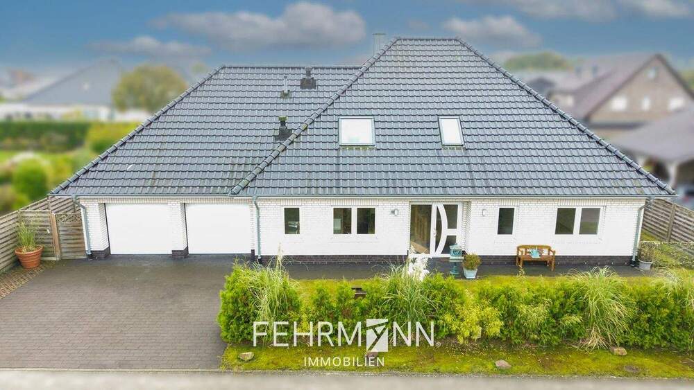 Einfamilienhaus Sögel - 6 Zimmer, 259 m&sup2;, 499.000&euro; | Angebot:25770470