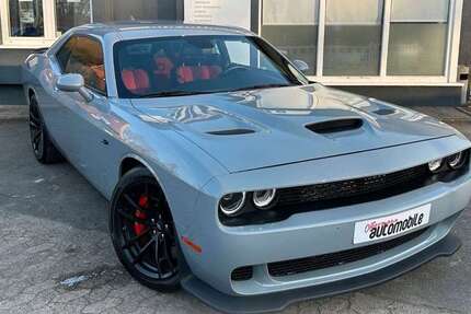Dodge Challenger 4.968 km 44.900 &euro; Stade 21680