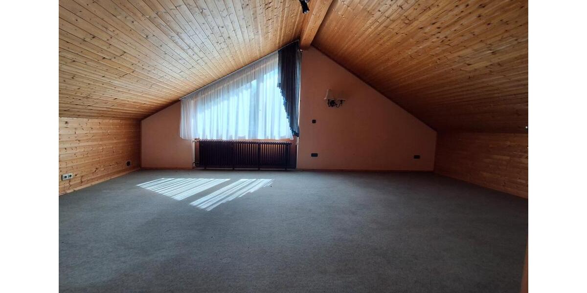 Einfamilienhaus Freudenstadt - 7 Zimmer, 222 m&sup2;, 549.000&euro; | Angebot:26940579