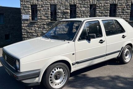 VW Golf