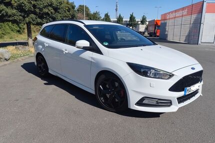 Ford Focus 165.411 km 12.200 &euro; Mannheim 68259