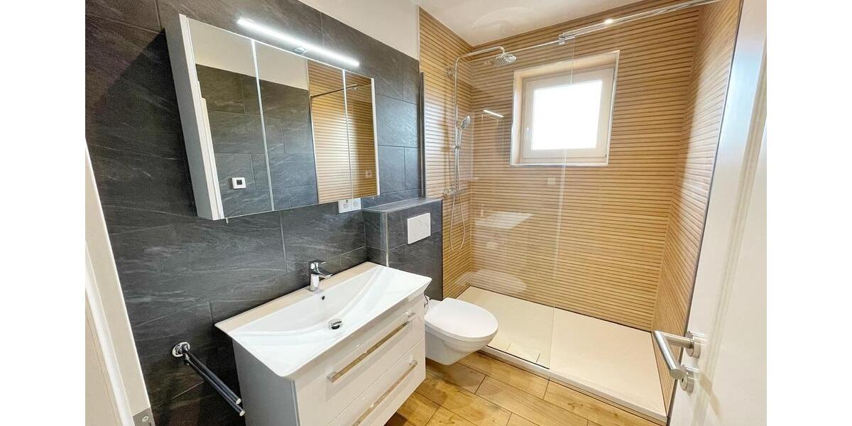 Etagenwohnung Bad Bevensen - 3 Zimmer, 88 m&sup2;, 900&euro; | Angebot:26236395