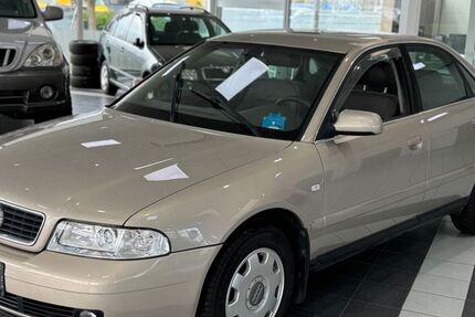 Audi A4 228.000 km 3.899 &euro; kevelaer 47623