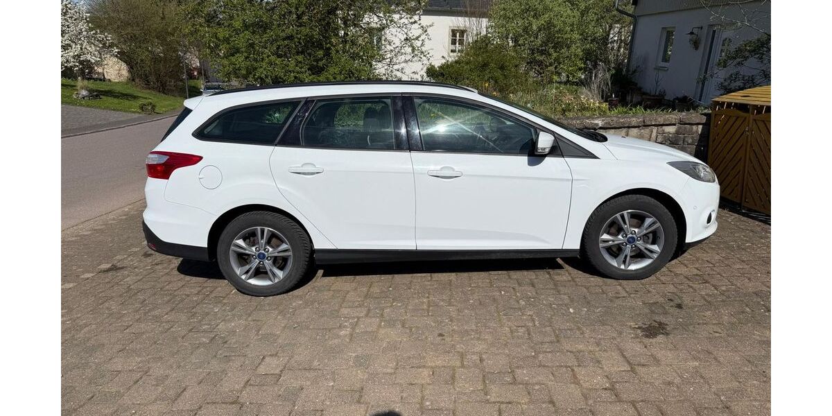 Ford Focus 173.774 km 5.495 &euro; Meckel 54636