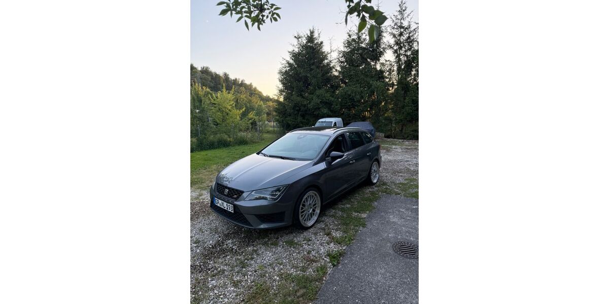 Seat Leon 192.000 km 12.999 &euro; Gingen 73333