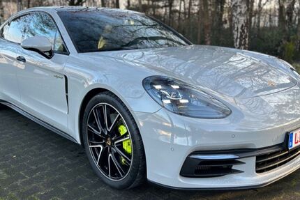 Porsche Panamera 82.500 km 54.900 &euro; Oerlinghausen 33813