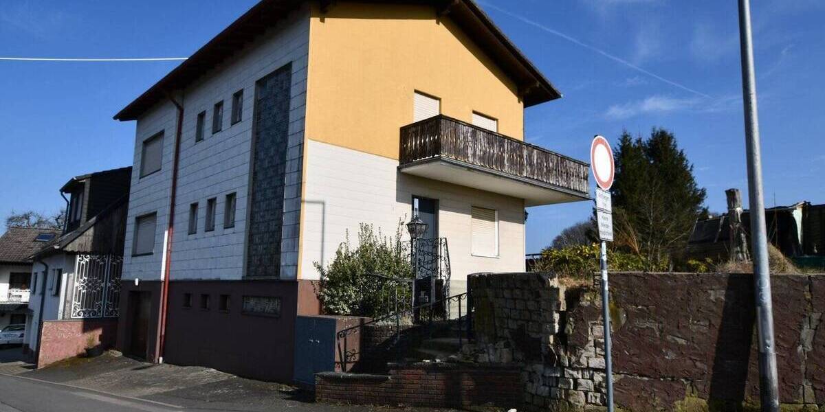 Einfamilienhaus Erbach Bullau - 5 Zimmer, 147 m&sup2;, 175.000&euro; | Angebot:25685208