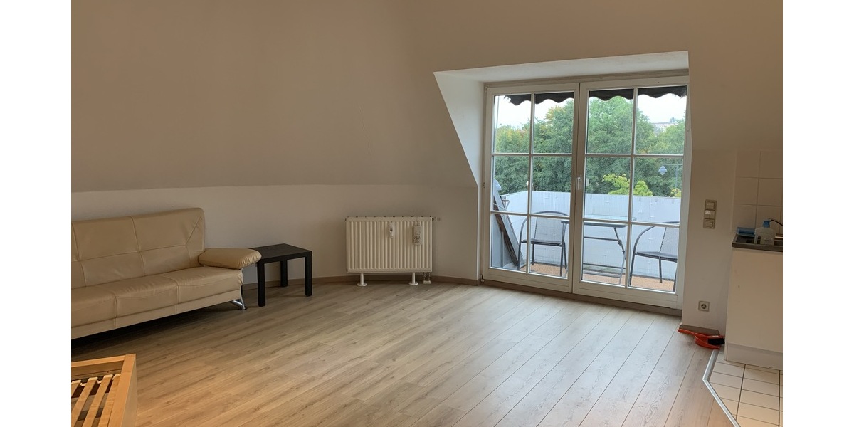 Mehrfamilienhaus mit 4 Wohnungen + 2 Gewerbeeinheiten - Einfamilienhaus Großenhain | Angebot:26287472