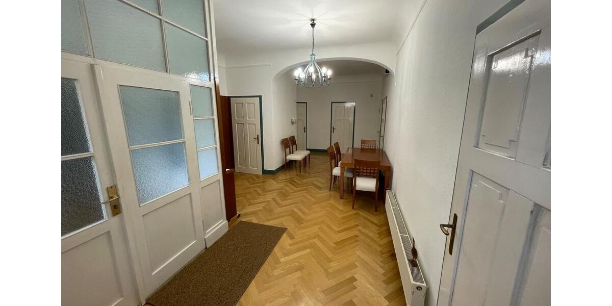 Mehrere Zimmer in 5-Raum-WG, Stadtzentrum, 5min zur Universität - teilmöbliert, befristet 1 Jahr, 390€ Gesamtmiete 5 zimmer