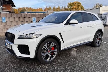 Jaguar F-Pace 75.650 km 41.900 &euro; Hamburg 22047
