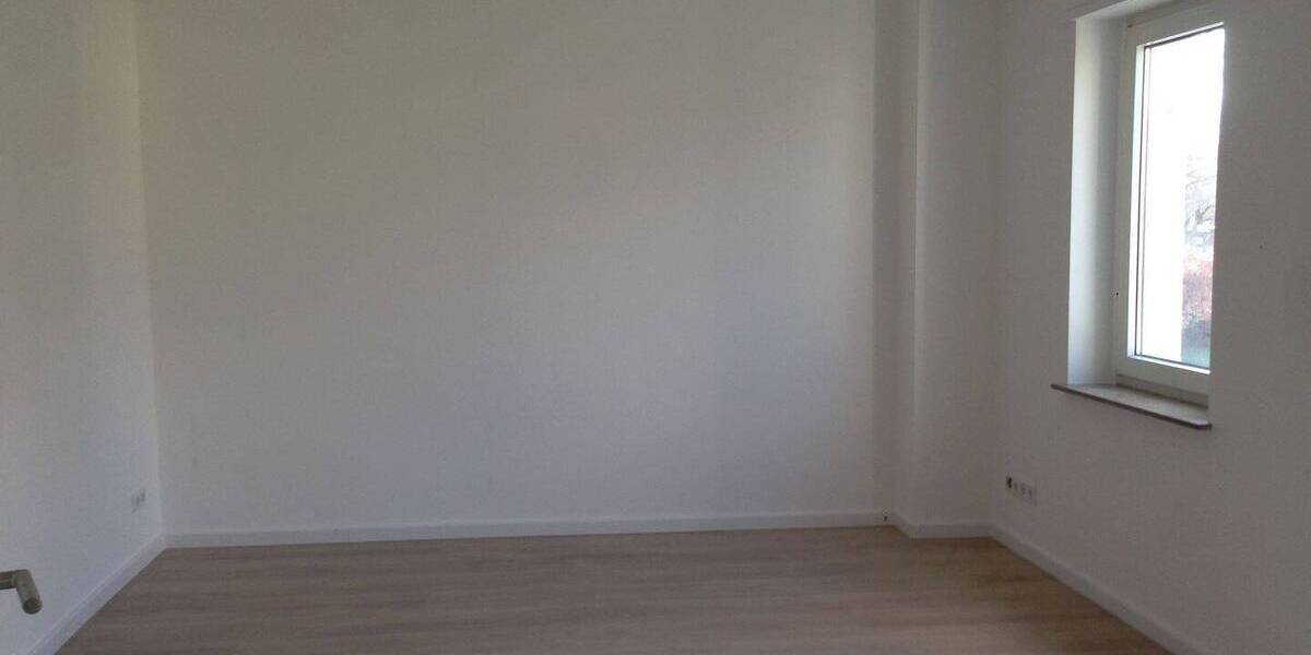 Etagenwohnung Köln Sürth - 3 Zimmer, 94 m&sup2;, 1.250&euro; | Angebot:26723163