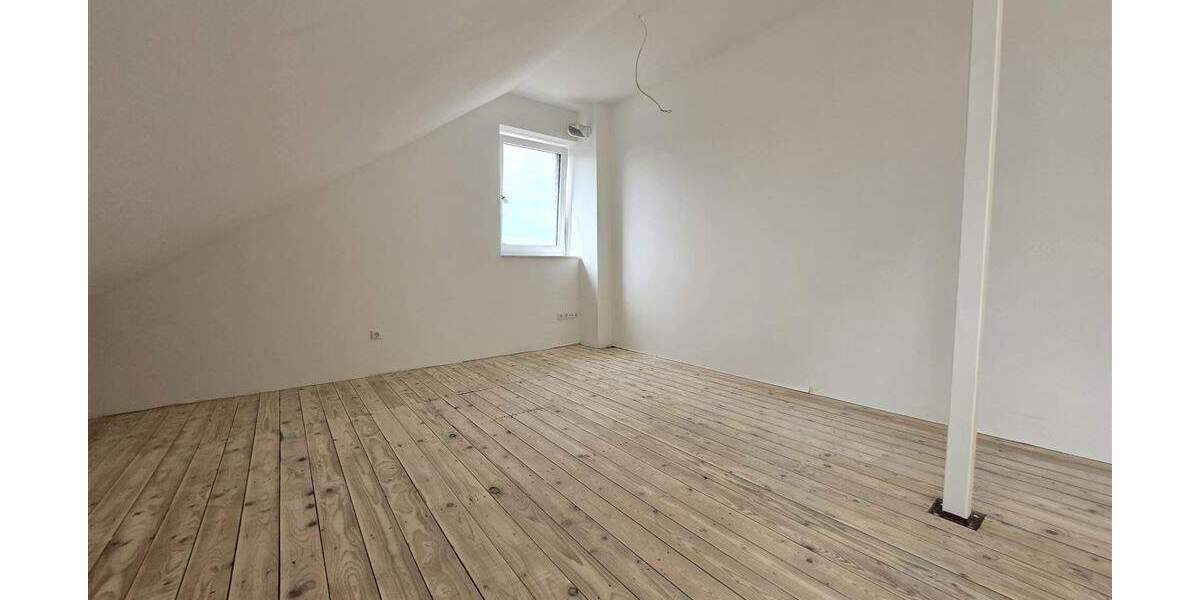Doppelhaushälfte Kayhude - 6 Zimmer, 140 m&sup2;, 2.250&euro; | Angebot:24621851