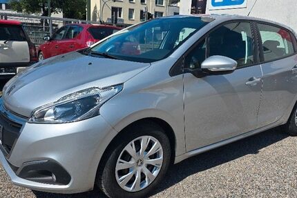 Peugeot 208 130.000 km 5.999 &euro; Dortmund 44145