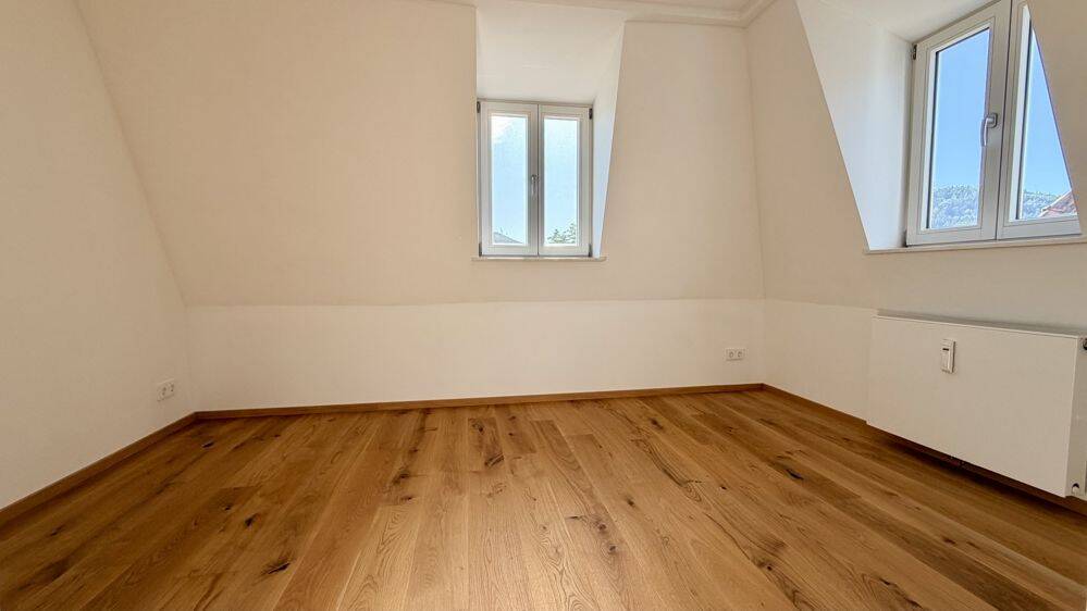 Etagenwohnung Coburg - 4 Zimmer, 85 m&sup2;, 810&euro; | Angebot:26796708