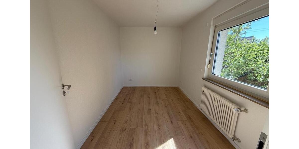 Erdgeschoßwohnung Erpel - 4 Zimmer, 92 m&sup2;, 1.550&euro; | Angebot:25572228