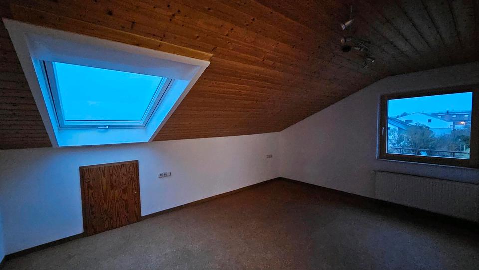 Dachgeschoßwohnung Wildberg - 3 Zimmer, 78 m&sup2;, 990&euro; | Angebot:24381909