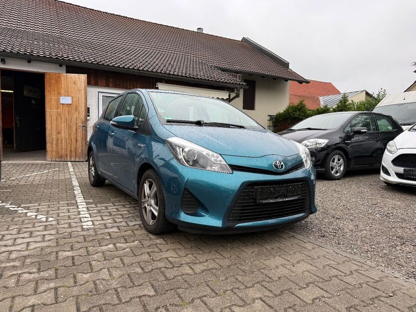 Toyota Yaris 76.340 km 9.999 € München 80995
