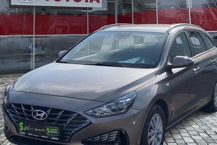 Hyundai i30 51.127 km 14.890 &euro; München 80687