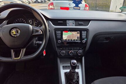 Skoda Octavia 128.670 km 10.400 € Hagen 58135