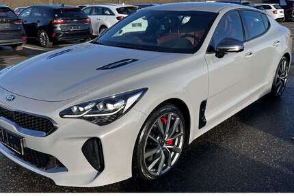 Kia Stinger 94.050 km 26.895 &euro; Oberlungwitz 09353