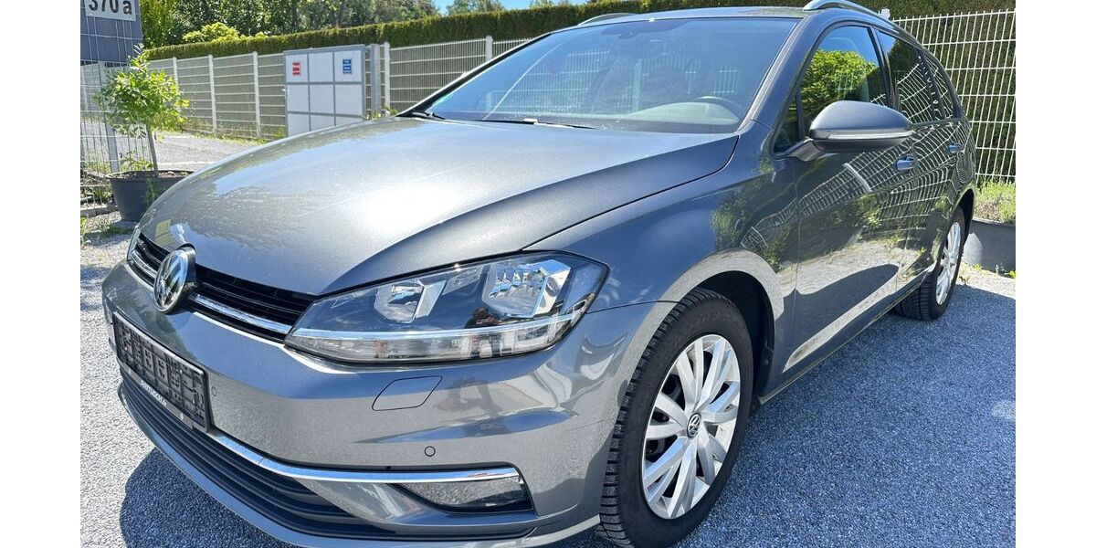 VW Golf 128.000 km 11.999 &euro; Dresden 01259