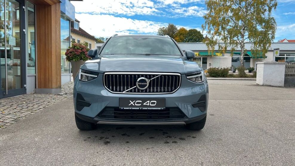 Volvo XC40 28.280 km 34.700 € Pfaffenhofen 85276