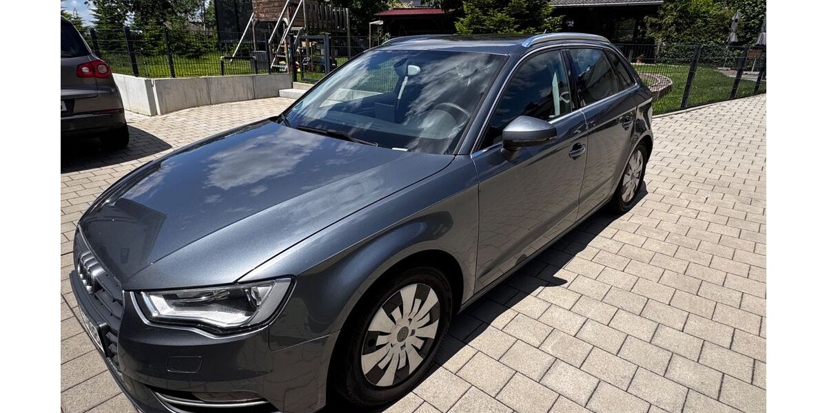 Audi A3 135.000 km 9.800 &euro; Taufkirchen 84416