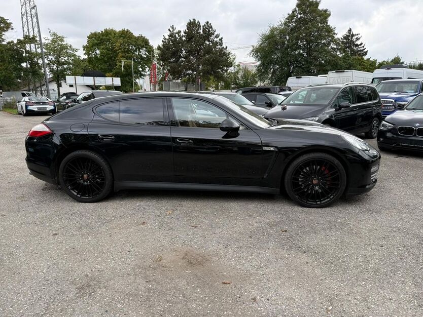 Porsche Panamera 199.000 km 22.900 € München 81243