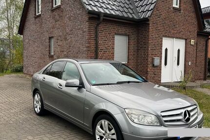 Mercedes 220