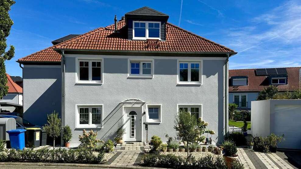 Haus zum Kaufen in Bad Vilbel 1.169.000 € 200 m²