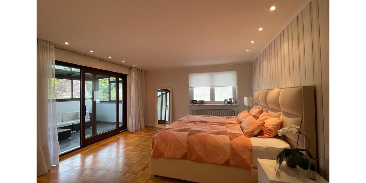 Einfamilienhaus Waldbronn - 9 Zimmer, 299 m&sup2;, 890.000&euro; | Angebot:25945592