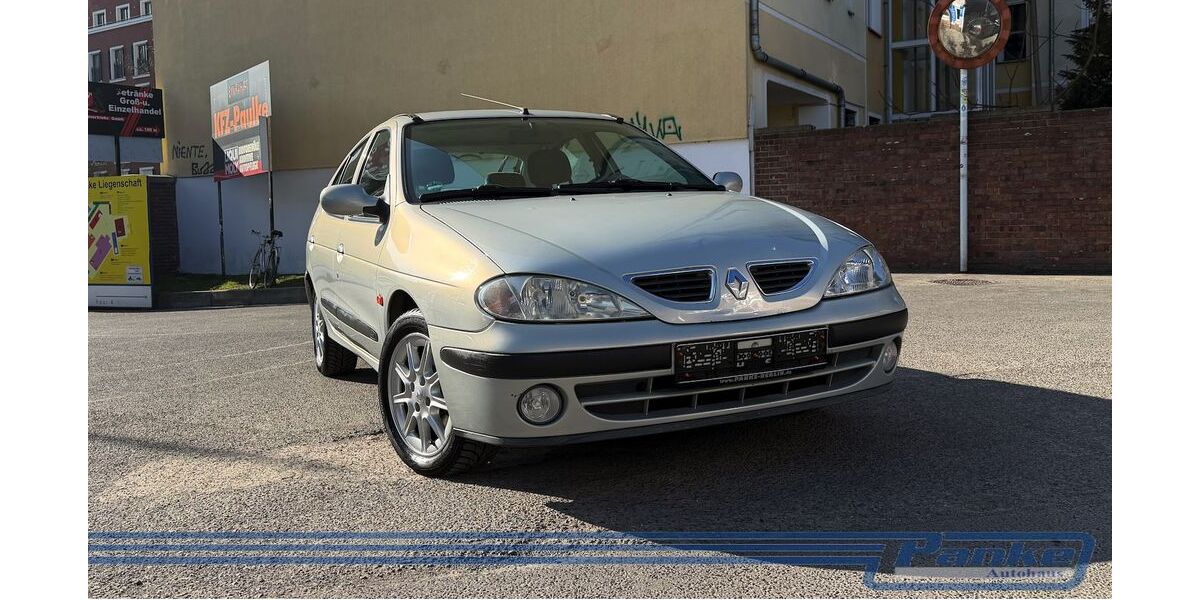 Renault Megane 152.300 km 1.990 &euro; Berlin - Pankow 13187