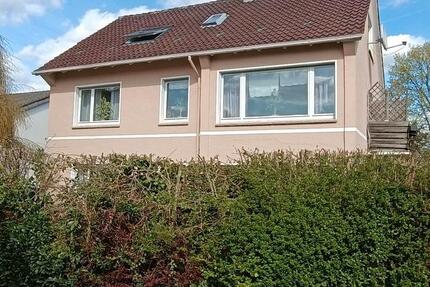 Haus Lage - 6 Zimmer, 160 m&sup2;, 295.000&euro; | Angebot:26227520