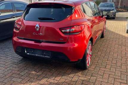 Renault Clio 76.200 km 7.700 &euro; Kamp-Lintfort 47475