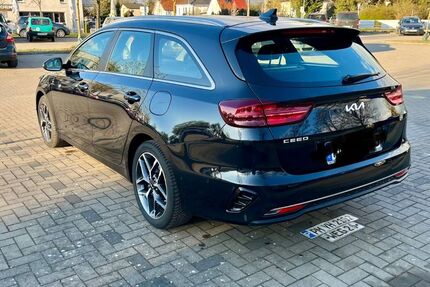 Kia ceed Sportswagon 49.200 km 19.800 &euro; Teltow 14513