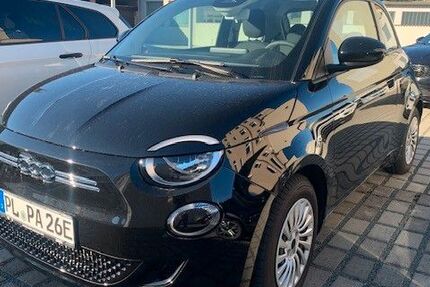 Fiat 500e 7.600 km 19.890 &euro; Plauen 08527