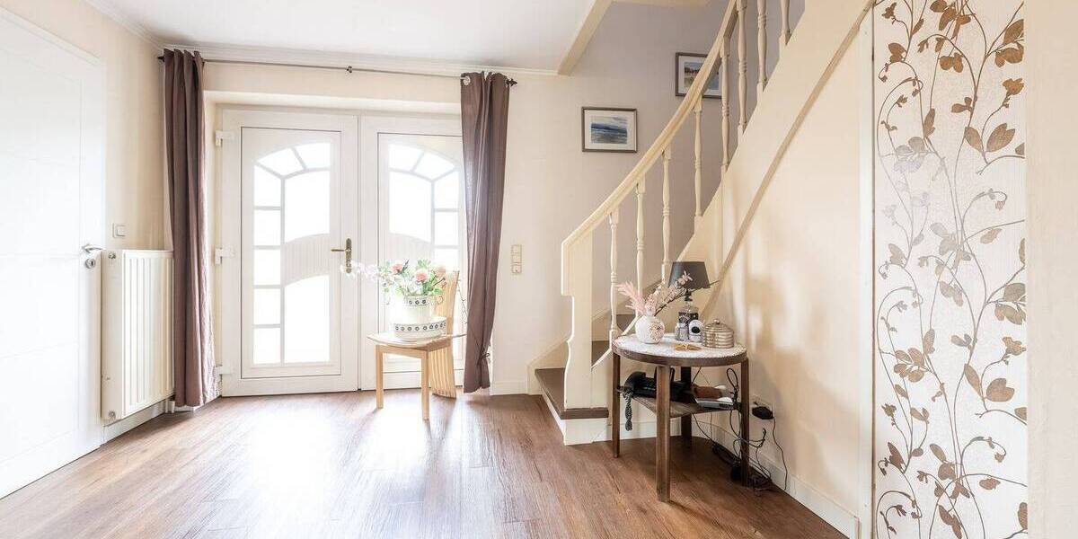 Mehrfamilienhaus, Wohnhaus Risum-Lindholm Lindholm - 9 Zimmer, 301 m&sup2;, 479.000&euro; | Angebot:26392122