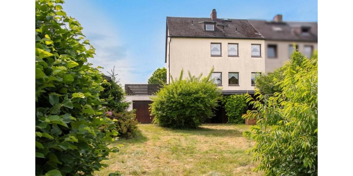 Doppelhaushälfte Selb - 5 Zimmer, 150 m&sup2;, 220.000&euro; | Angebot:26929441