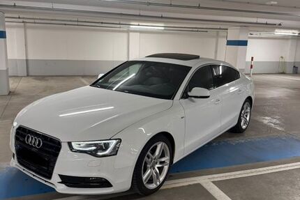 Audi A5 174.000 km 17.500 &euro; Penzing 86929