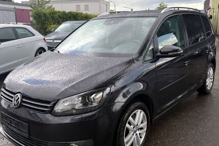 VW Touran 196.000 km 8.990 &euro; Neu-Ulm 89231