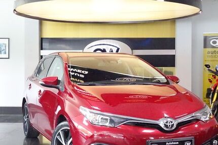 Toyota Auris 71.720 km 11.950 &euro; Duisburg 47058