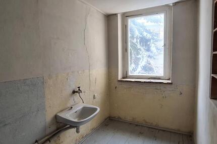 Haus - 140.000&euro; | Angebot:27096213