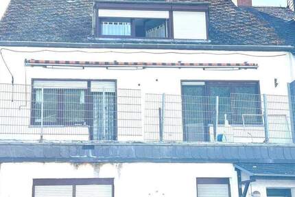 Frei ab sofort Frisch renovierte 1-Zimmerwohnung im Erdgeschoss Ohne BalkonTerrasse